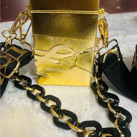 YSL crossbody bag 🔥🔥🔥 - Picture 6 of 8